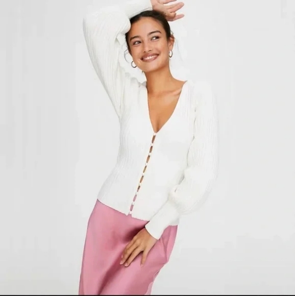 Aritzia Wilfred Pearl Cardigan - Picture 3 of 4